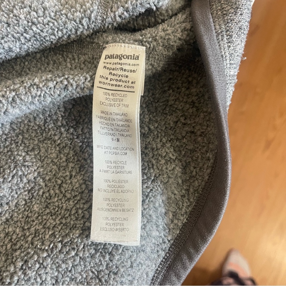 Patagonia Heather Gray Fleece Jacket - Picture 6 of 7